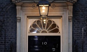 英国首相办公室：评估结果显示英国已“破产”和“支离破碎”